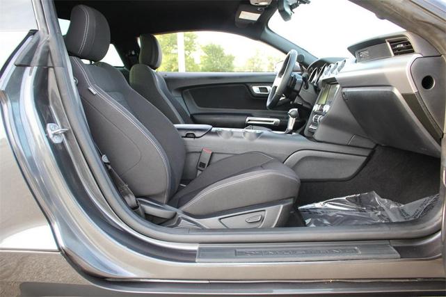 Photo of 2020 Magnetic Ford Mustang