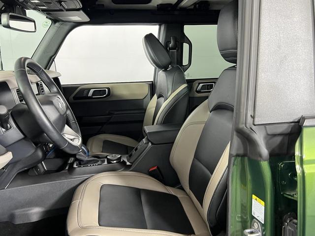 Photo of 2024 Green Metallic Ford Bronco