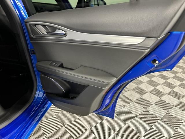 Photo of 2023 Alfa Rosso Alfa Romeo Stelvio