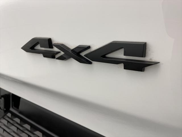 Photo of 2024 Bright White Clearcoat RAM 1500