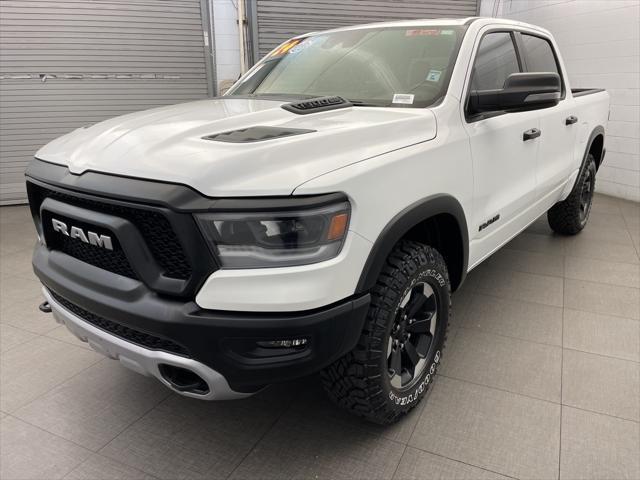 Photo of 2024 Bright White Clearcoat RAM 1500