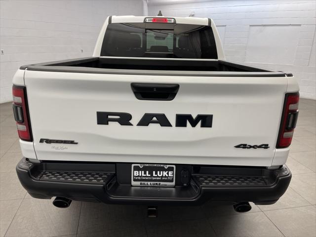 Photo of 2024 Bright White Clearcoat RAM 1500