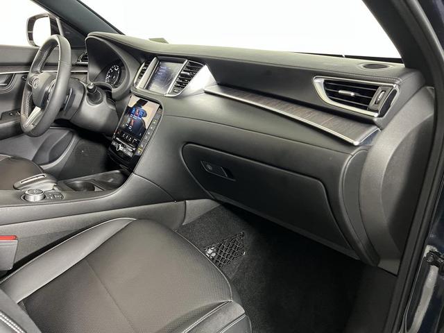 Photo of 2024 Hermosa Blue INFINITI QX55