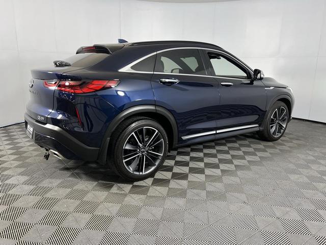 Photo of 2024 Hermosa Blue INFINITI QX55