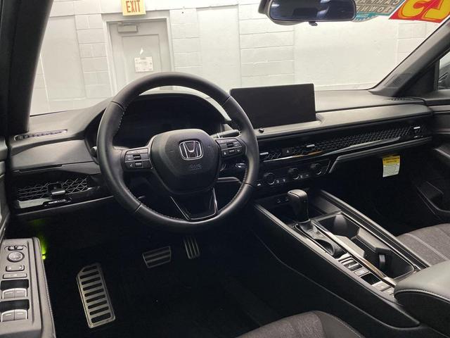 Photo of 2025 Crystal Black Pearl Honda Accord Hybrid