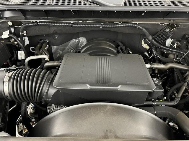 Photo of 2024 Summit White GMC Sierra 2500