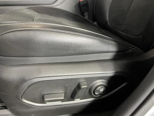 Photo of 2023 Silver Zynith Jeep Grand Cherokee L