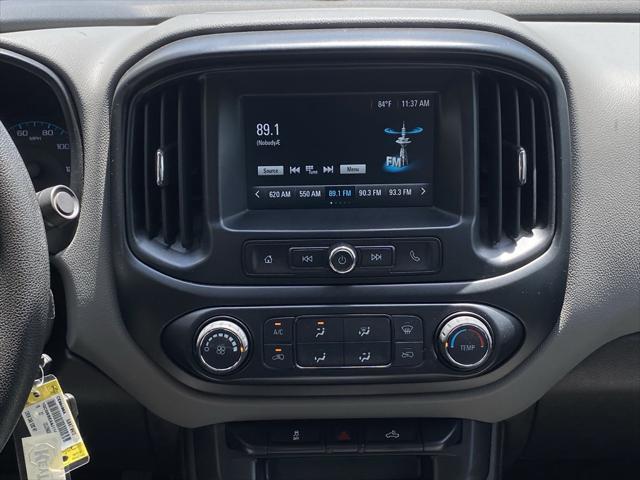 Photo of 2018 Summit White Chevrolet Colorado
