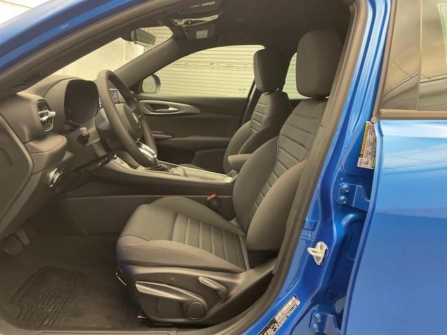 Photo of 2025 Blu Bayou Dodge Hornet