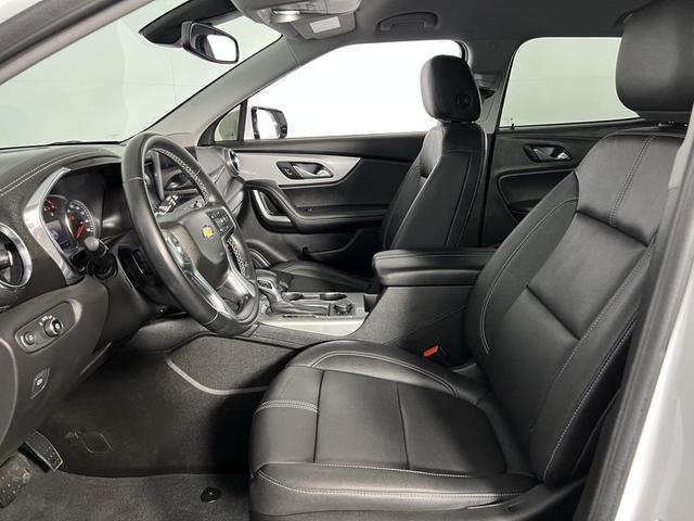 Photo of 2024 Summit White Chevrolet Blazer