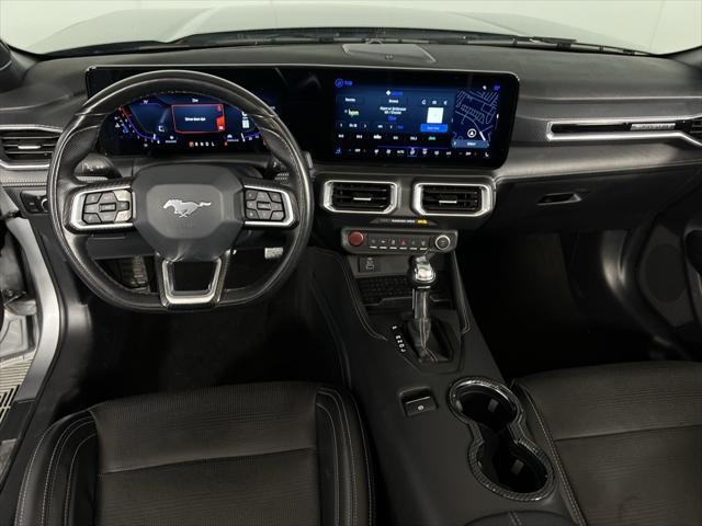 Photo of 2024 Iconic Silver Metallic Ford Mustang
