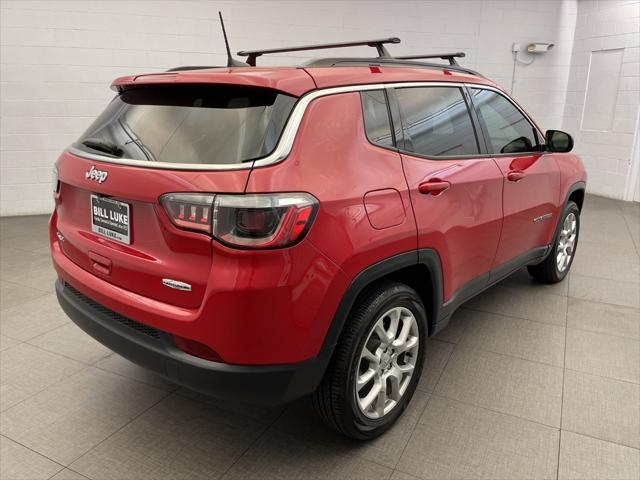Photo of 2023 Redline Pearlcoat Jeep Compass