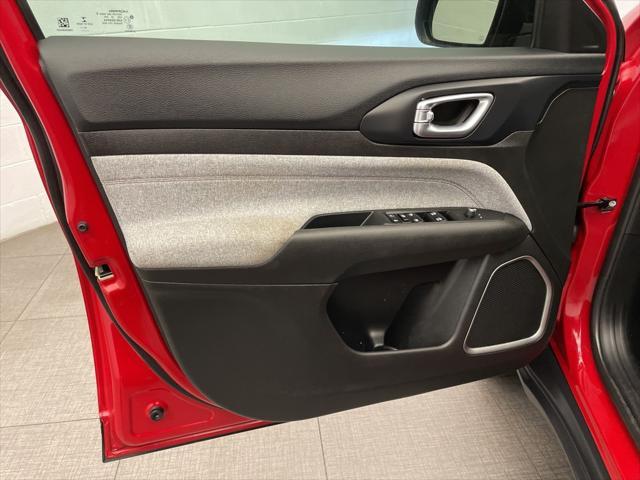 Photo of 2023 Redline Pearlcoat Jeep Compass