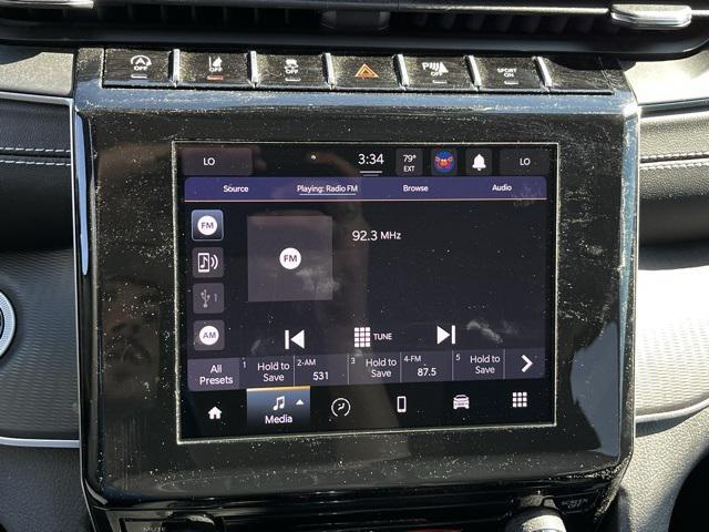 Photo of 2023 Bright White Clearcoat Jeep Grand Cherokee