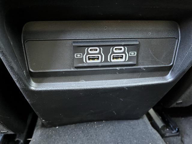 Photo of 2023 Bright White Clearcoat Jeep Grand Cherokee
