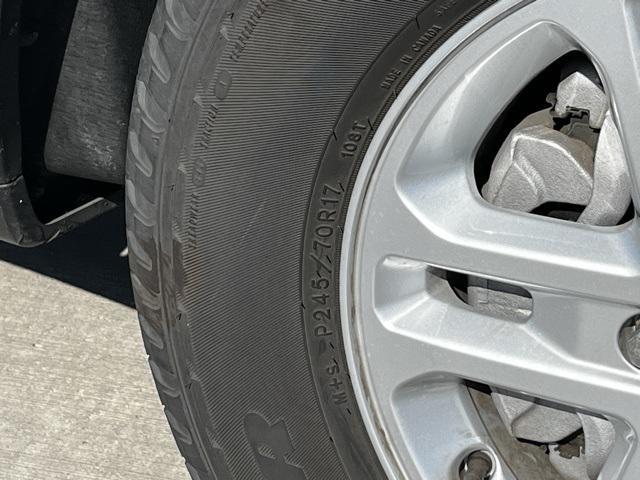 Photo of 2023 Bright White Clearcoat Jeep Grand Cherokee