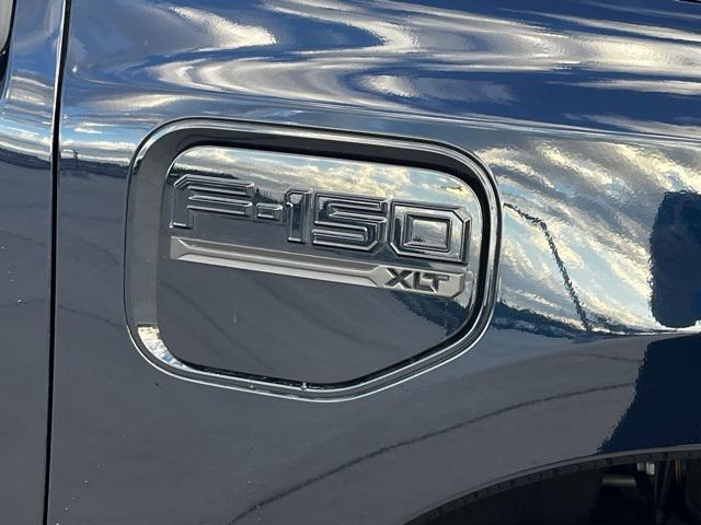 Photo of 2023 Antimatter Blue Metallic Ford F-150 Lightning