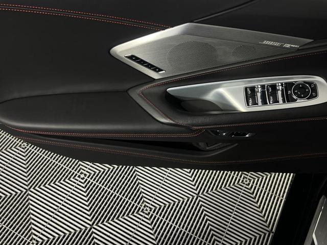 Photo of 2022 Black Chevrolet Corvette