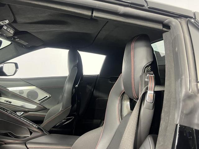 Photo of 2022 Black Chevrolet Corvette