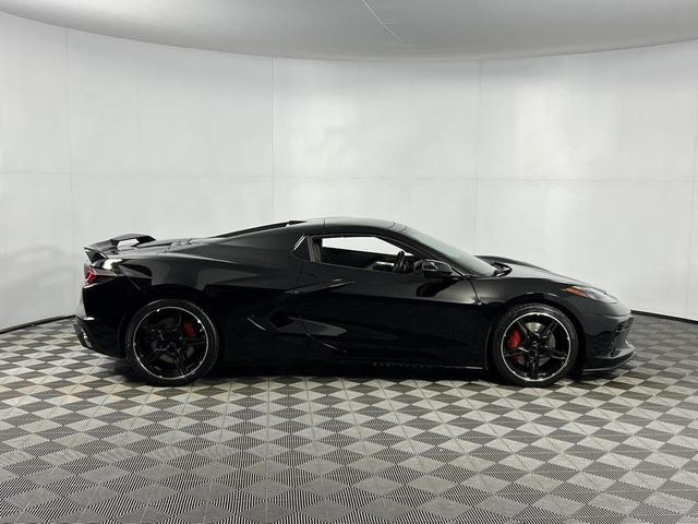 Photo of 2022 Black Chevrolet Corvette