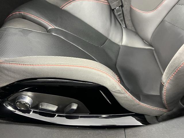 Photo of 2022 Black Chevrolet Corvette