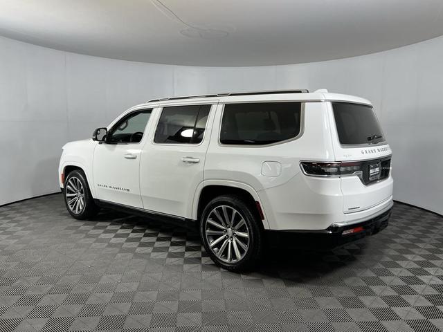 Photo of 2023 Bright White Clearcoat Jeep Grand Wagoneer