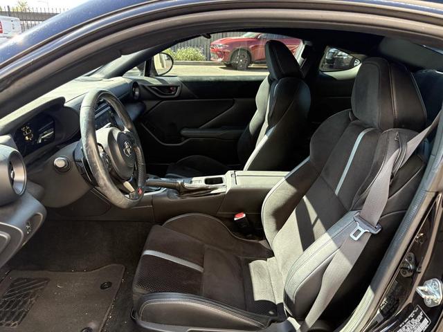 Photo of 2022 Raven Toyota GR86