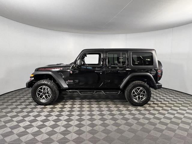 Photo of 2024 Black Clearcoat Jeep Wrangler
