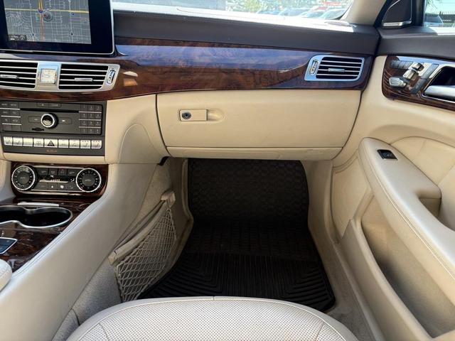 Photo of 2015 Dakota Brown Metallic Mercedes-Benz CLS-Class