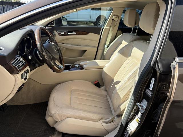 Photo of 2015 Dakota Brown Metallic Mercedes-Benz CLS-Class