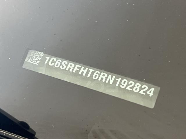 Photo of 2024 Diamond Black Crystal Pearlcoat RAM 1500