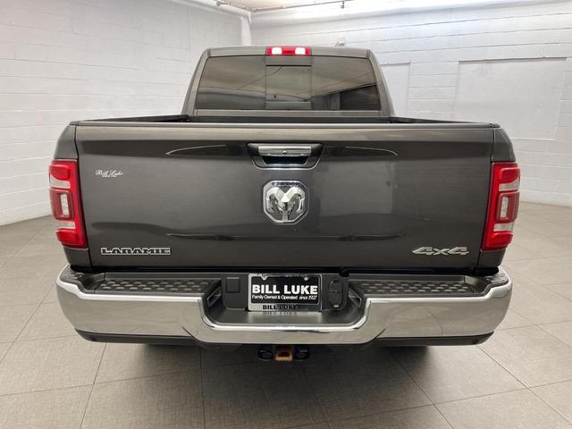 Photo of 2022 Granite Crystal Metallic Clearcoat RAM 2500