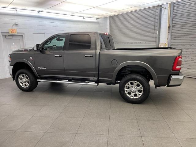 Photo of 2022 Granite Crystal Metallic Clearcoat RAM 2500