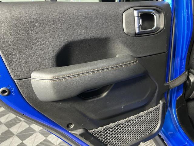 Photo of 2023 Hydro Blue Pearlcoat Jeep Wrangler