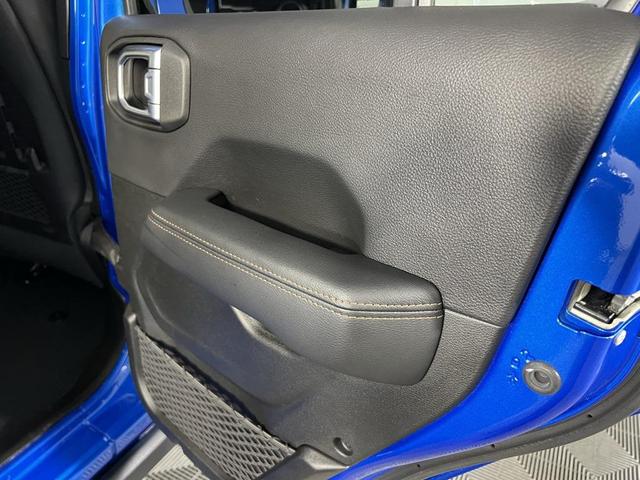 Photo of 2023 Hydro Blue Pearlcoat Jeep Wrangler