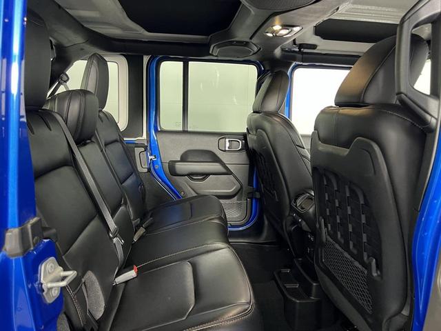 Photo of 2023 Hydro Blue Pearlcoat Jeep Wrangler