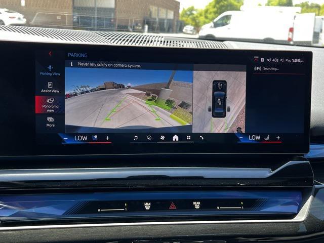 Photo of 2024 Black Sapphire Metallic BMW i5