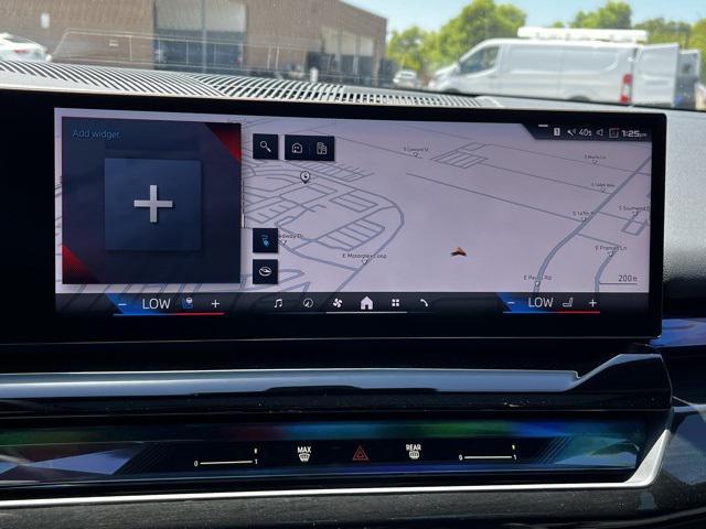 Photo of 2024 Black Sapphire Metallic BMW i5