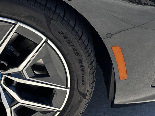 Photo of 2024 Black Sapphire Metallic BMW i5