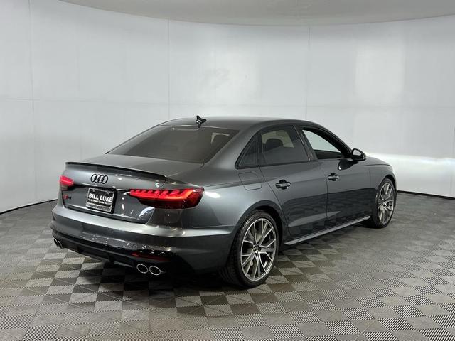 Photo of 2022 Gray Audi S4