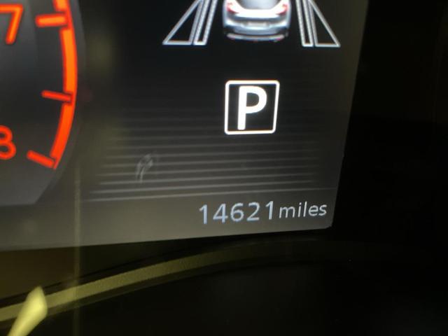 Photo of 2024 Electric Blue Metallic Nissan Kicks