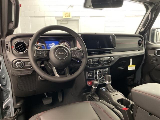 Photo of 2025 Anvil Clearcoat Jeep Gladiator