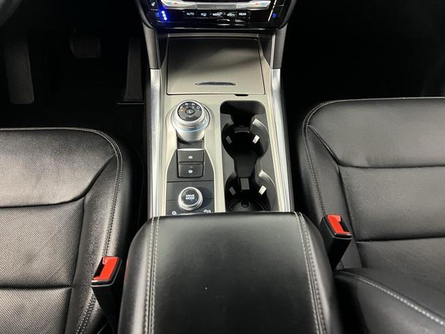Photo of 2023 Oxford White Ford Explorer