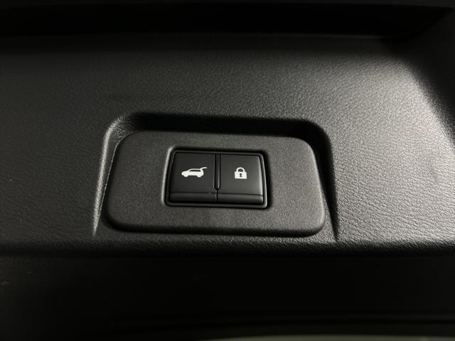 Photo of 2024 Deep Ocean Blue Pearl Nissan Rogue