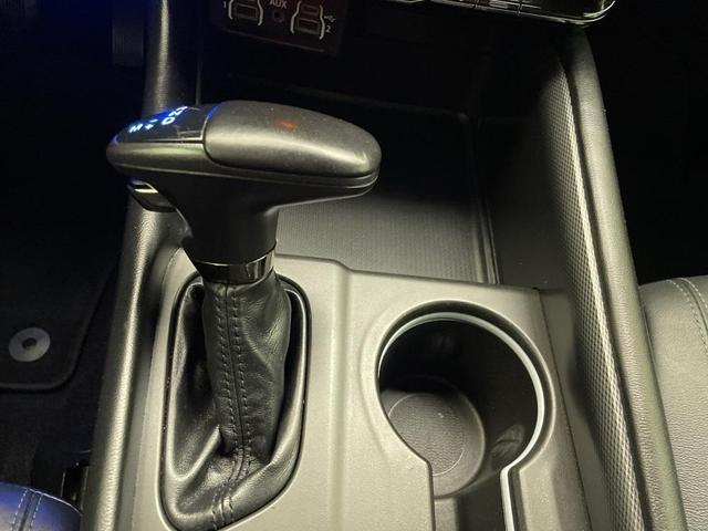 Photo of 2021 Vice White Dodge Durango