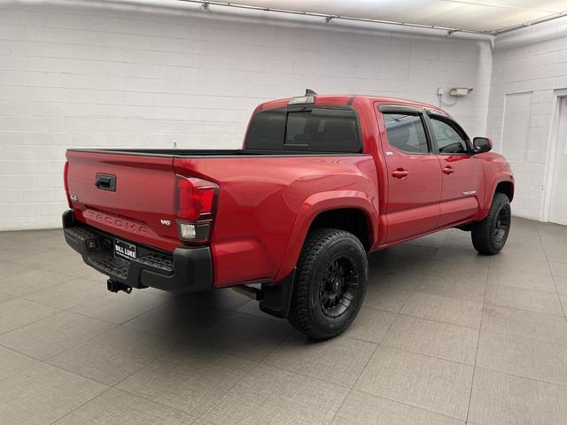 Photo of 2018 Barcelona Red Metallic Toyota Tacoma