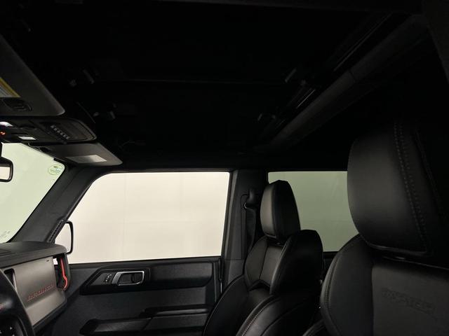 Photo of 2024 Azure Gray Metallic Tri-Coat Ford Bronco
