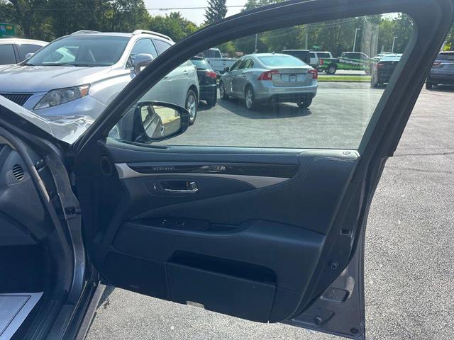 Photo of 2014  Lexus LS 460
