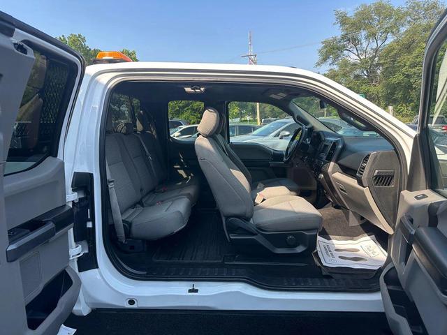 Photo of 2018 Oxford White Ford F-150