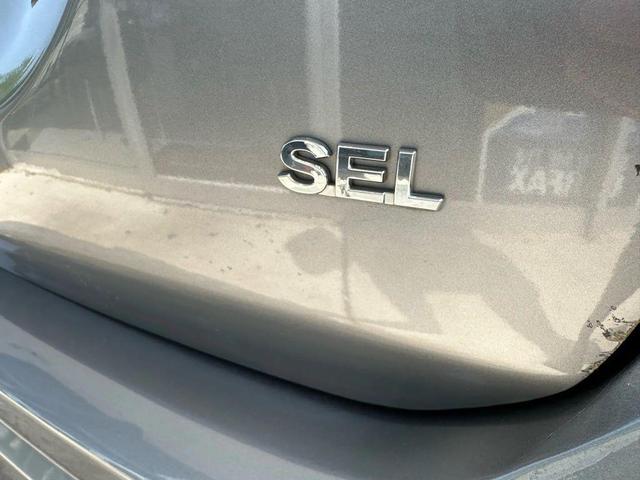 Photo of 2022 Alloy Silver Metallic Mitsubishi Outlander PHEV